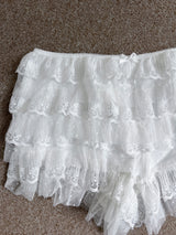 Dream Flare Cancan Lace Frill Shorts (White)