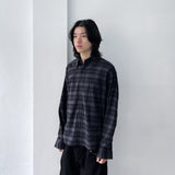 Dark-Tone Minimal Plaid Shirt