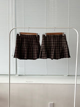 Fair Checkered Pleats Skirt (2 colors)