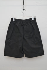 Relaxed Multi-Pocket Bermuda Shorts (Black)