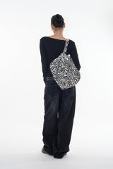Black keyring wide denim pants