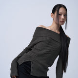 RIBBED OFF-SHOULDER KNIT(CHARCOAL KHAKI)