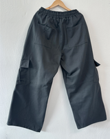 OVER HIP WIDE CARGO PANTS💚🖤🩶 - 3 COLORS