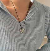 yun yun ビッグリボンハート ステンレススチール 牛革ロープストラップロングレイヤードネックレス