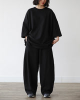 BSTUDIOS_モメンツ 1/2 Tシャツ