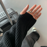 Can't Warm Round Knit