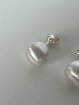 Cotton ball earring (silver)