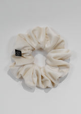 Matt Velvet Scrunchie_Medium_Cream