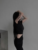 clean off-shoulder slit T (3color)
