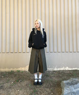 プリーツバミューダショーツ -   ダークベージュ