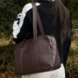 Oat pocket leather shoulder bag [Brown color only]
