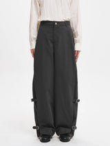 CURVED SEAM TUCKED WIDE PANTS