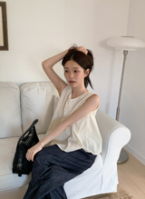 #バックスリットストラップスリーブレスブラウス (4color)