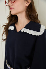 BLOSSOM COLLAR SWEATSHIRT