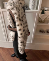 LEO FUR MUFFLER