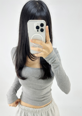 (WITH VOLUME PADS/BASIC ITEM/COMFORT & STRETCH GUARANTEED❤) 3 COLORS ベーシックストレッチセミクロップドUネックTシャツ