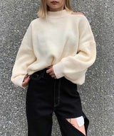 ショルダーオープンニット