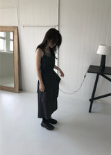 ホルタードレープワンピース