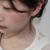 Heart hold earcuff (Matte)