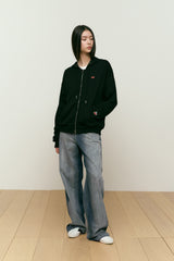 SMALL CHERRY REGULAR FIT HOODIE ZIP UP [BLACK]
