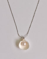 VENUS PEARL NECKLACE