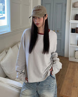 スローンフィンガーホールカラー長袖Tシャツ
