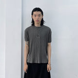 Linear Vintage Silhouette Short-sleeve