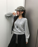 キャラメルカラーVネックニット
