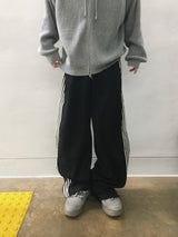 トリオンサイドラインタックパンツ 4C