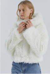 COMELY soft fur crop hoodie jacket [ivory]