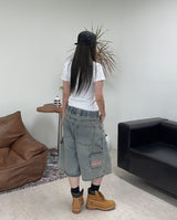 テス ファンキー レタリング クロップT