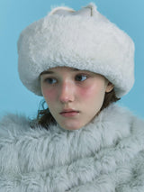 FUR TOQUE HAT IN SUEDE CREAM