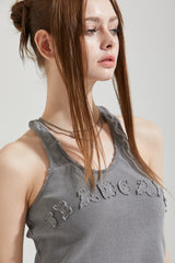 CULTURE SLEEVESS TOP
