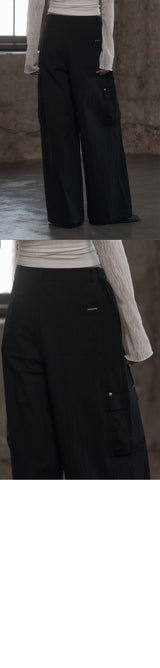 [mnem] Tucked Nylon Cargo Pants (black)