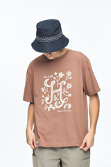 スティッチポイント ロゴアートワーク Tシャツ