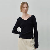 (T-7024)ESSENTIAL CELESE V-NECK KNIT