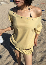 EYELET OFF SHOULDER TEE
