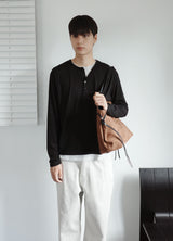 two-tone layered hem tee