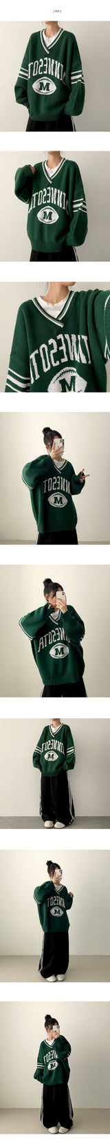Rosen ボックスフィットのラグビーVネックニットウェア