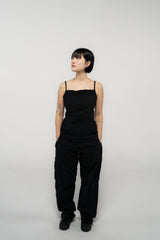 オーセンティックナイロンピンタックストレートパンツ(BLACK)