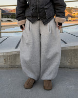 Tone curved fleece balloon sweat pants