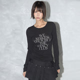 "We Makes Trouble" ログスリーブTシャツ (ブラック) F25QB099
