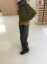 マコレザーコーティングワイドパンツ