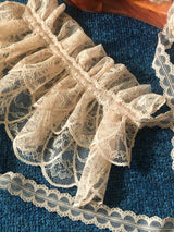 Lace knee belt