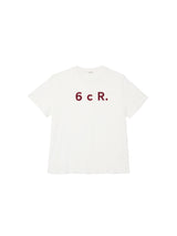 6CRAYON ホワイトボックスフィットTシャツ オフネック クラシックフロックプリント（red logo）