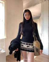 Muse Nordic Turtleneck Line One-Piece Dress