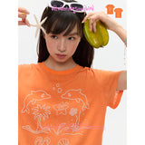 BETWEENAND Summer Dolphin Embossed Beaded Lightweight Bamboo Cotton Short-Sleeve T-Shirt, Regular Shoulder, Slim-Fit, Illustrated, Breathable Top