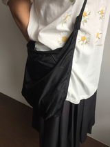 Light Sling Mini Crossbody Bag (3color)