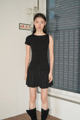 アシンメトリックツイステッドショルダートップ (Black)