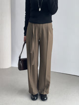 Lucen Strap Pintuck Semi-Wide Slacks Pants